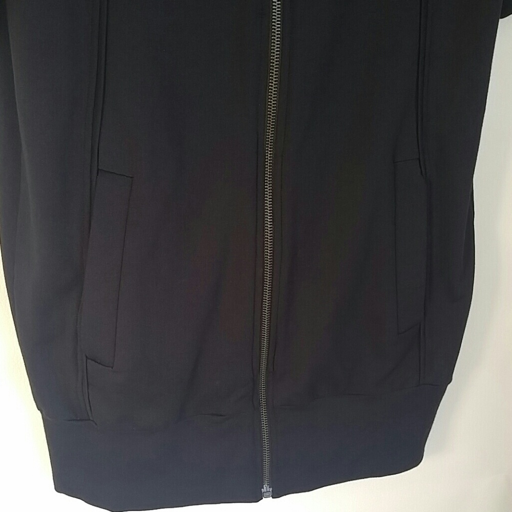 French Connection Long Sweatshirt - Picture 5 of 6